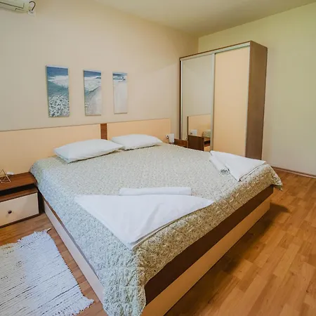 Family Garden In Complex Iglika With Available Parking