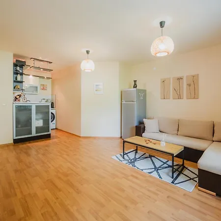 Apartment Family Garden In Complex Iglika With Available Parking *