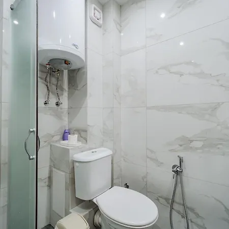 Family Garden In Complex Iglika With Available Parking Apartment *